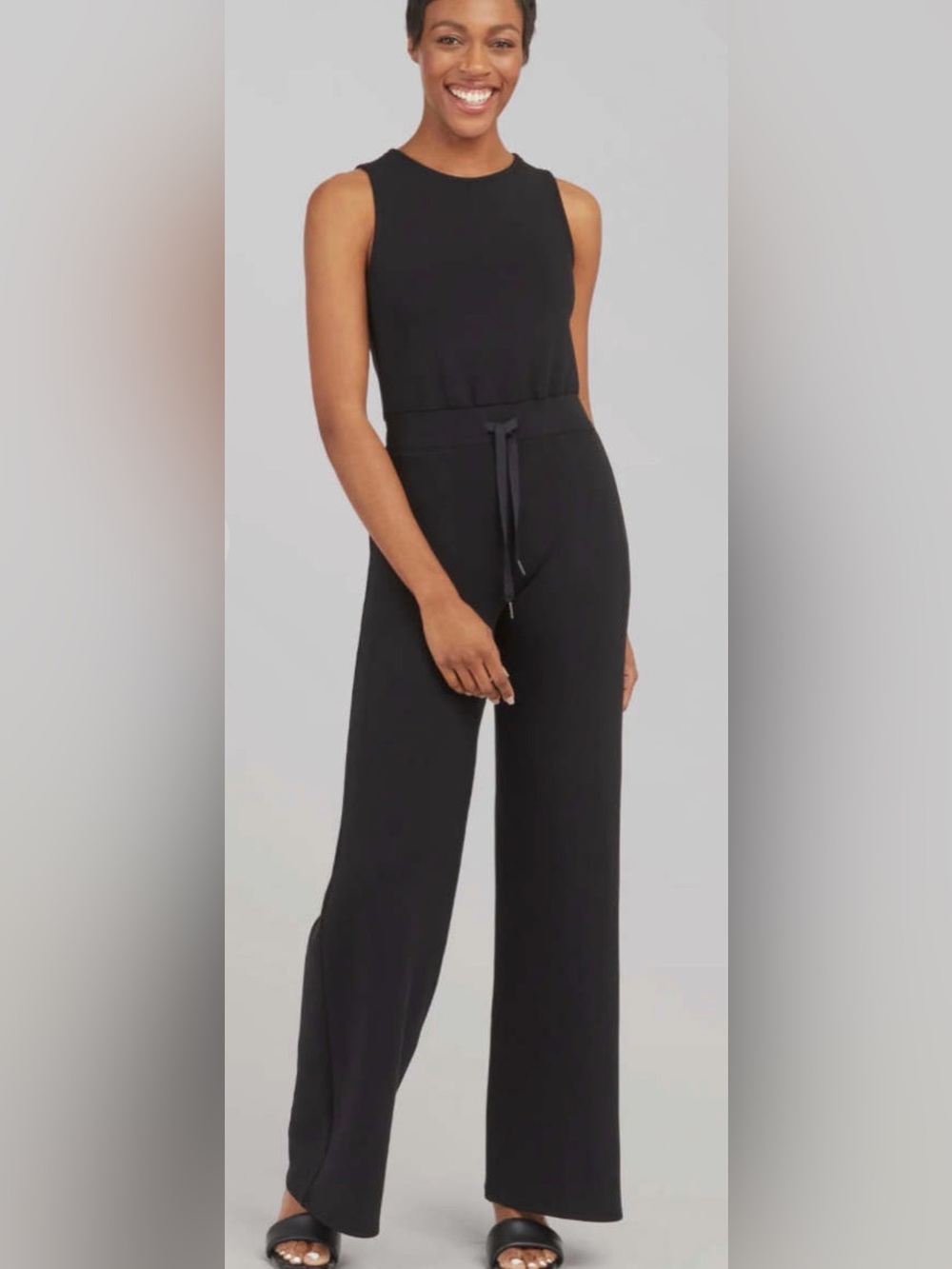 SPANX
AIR ESSENTIALS JUMPSUIT - VERY BLACK